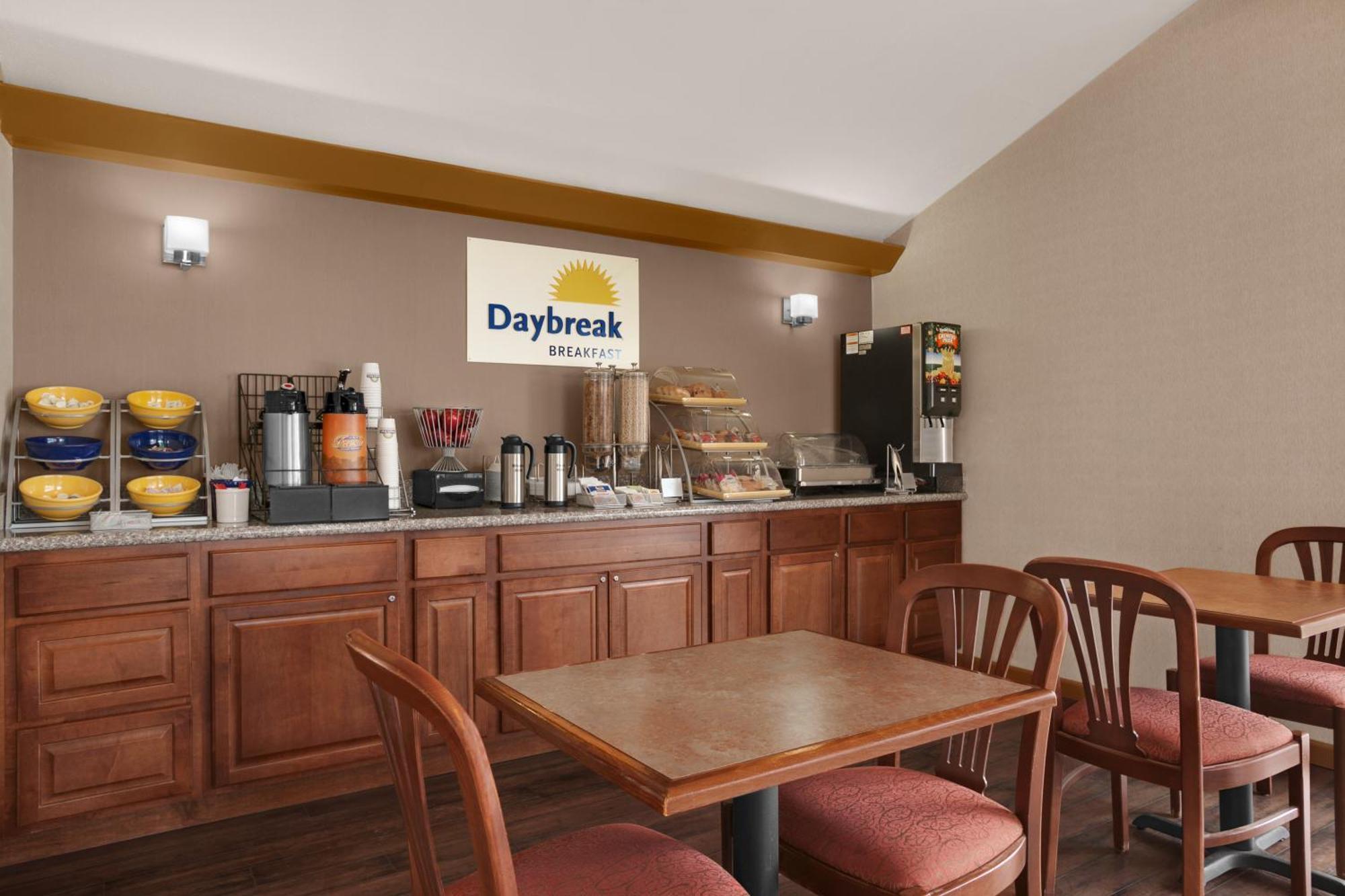 Days Inn By Wyndham Middletown New Hampton Exterior foto