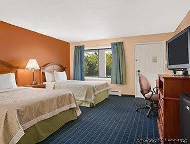Days Inn By Wyndham Middletown New Hampton Exterior foto